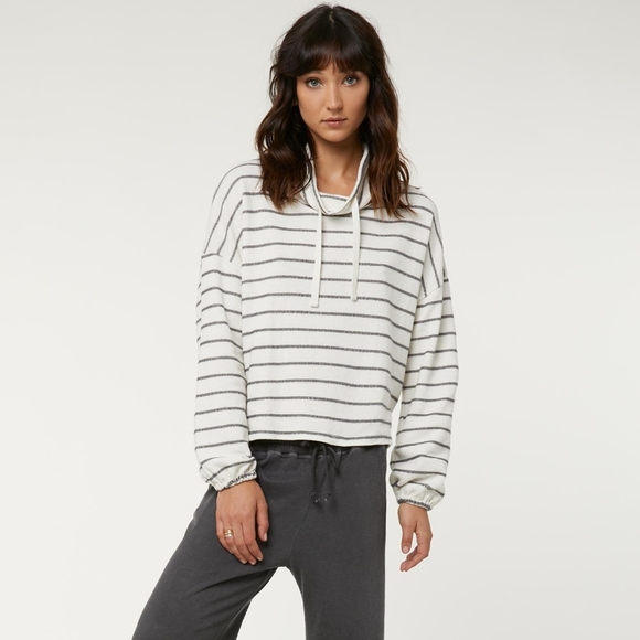 O'Neill Sweaters - O'Neill Cherie Hoodie